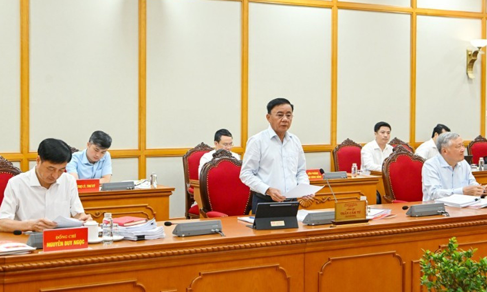  Tiếp tục sắp xếp đơn vị sự nghiệp, doanh nghiệp Nhà nước và đầu mối bên trong các cơ quan, tổ chức trong hệ thống chính trị